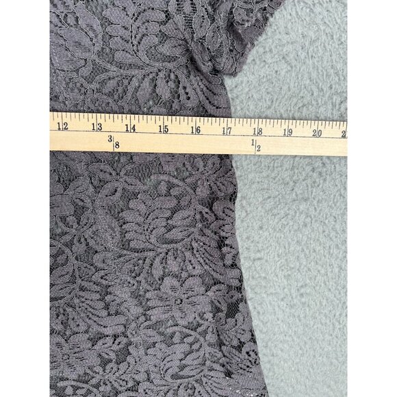 NWT Chelsea28 Lace Top Blouse XS Short Capped Sleeve Gray Floral Design - Picture 5 of 13